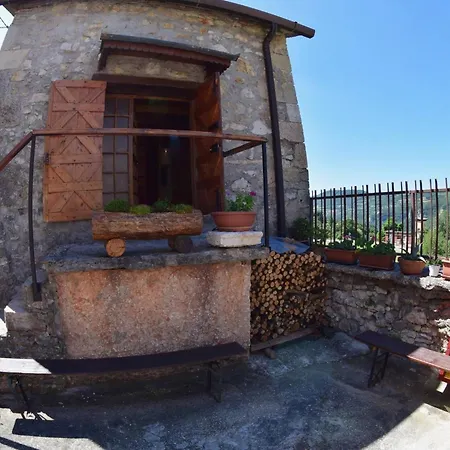 Casa Lia Homestay *